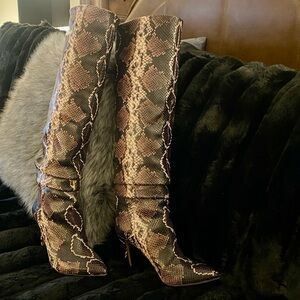 VINCE CAMUTO GORGEOUS Snakeskin Knee-High Boots